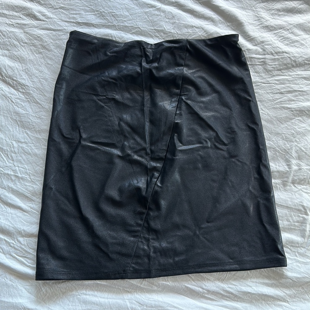 NWOT! Faux Leather Skirt - Picture 2 of 3